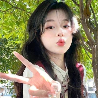 一个新足球